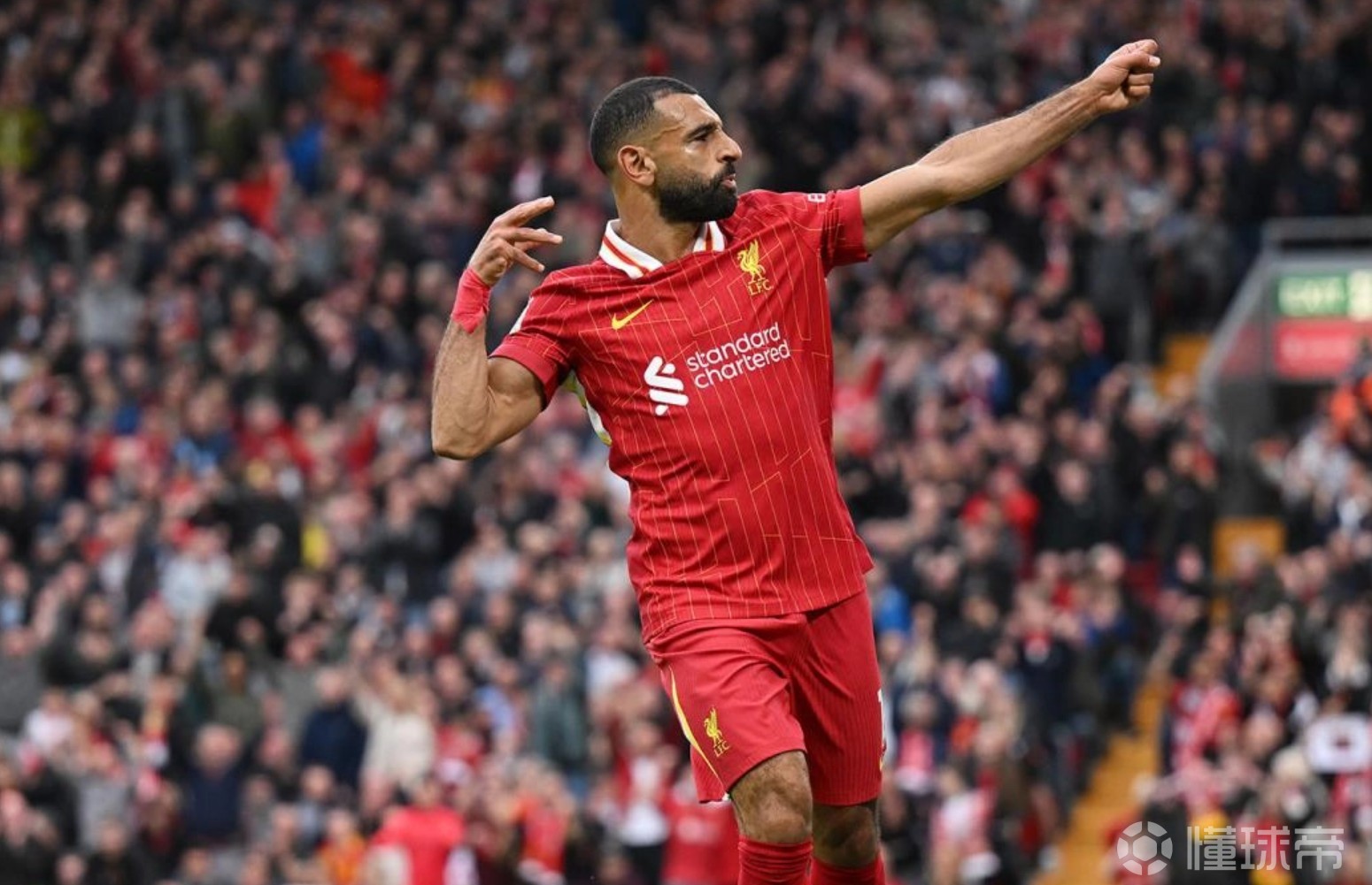 开云-萨拉赫重返赛场，爆冷首场状态出色，公牛观众沸腾！观众掌声雷动-开云